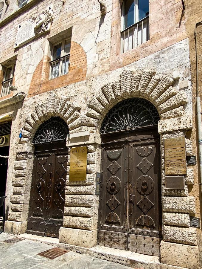 Royal Domus Perugia - Via Mazzini Apartment Екстериор снимка